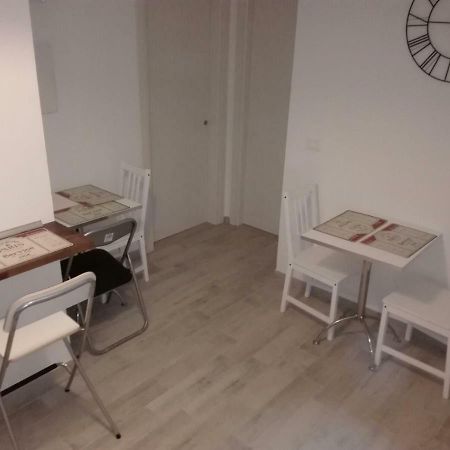 R&B Via Barozzi 6 Hotel Болоня Екстериор снимка