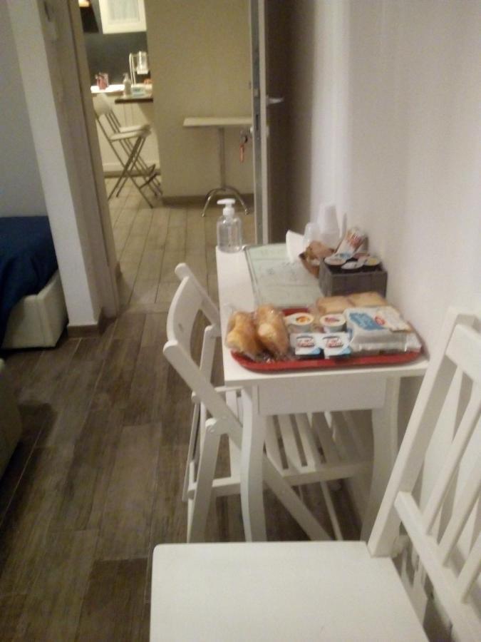 R&B Via Barozzi 6 Hotel Болоня Екстериор снимка