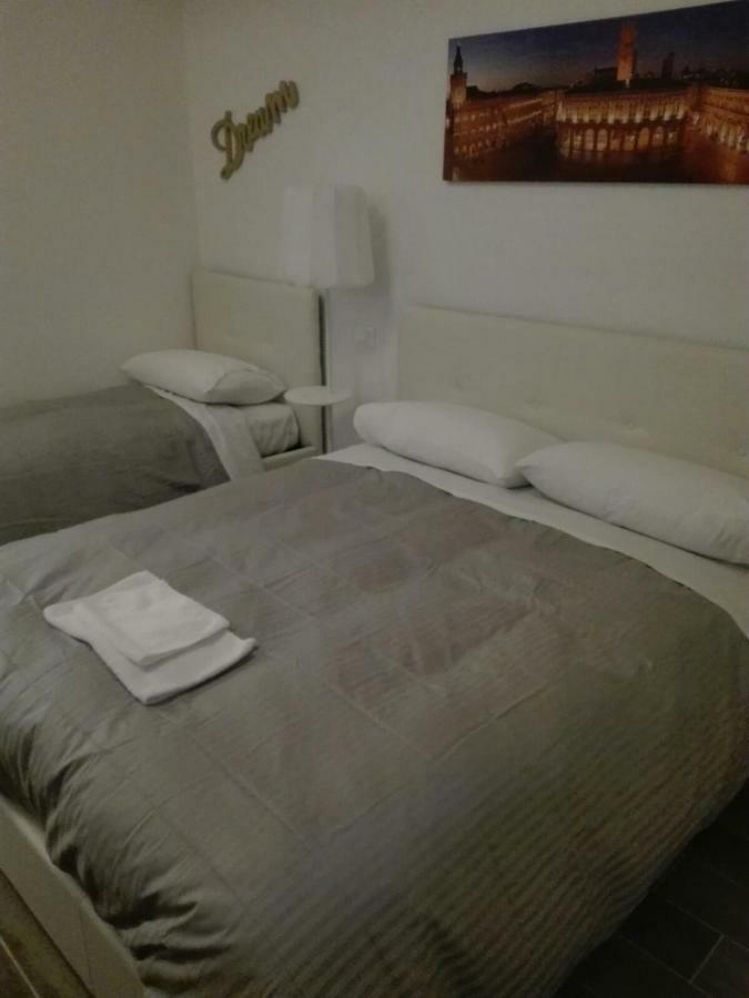 R&B Via Barozzi 6 Hotel Болоня Екстериор снимка