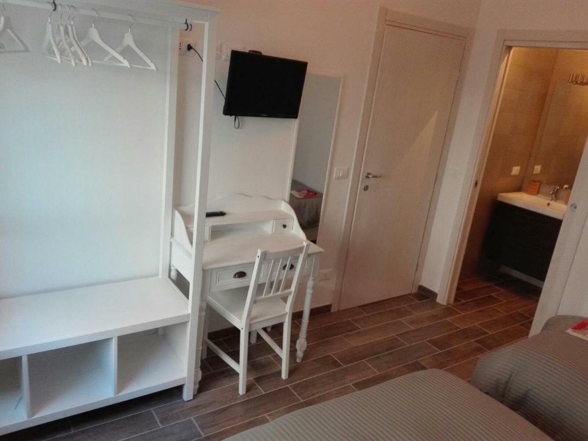R&B Via Barozzi 6 Hotel Болоня Екстериор снимка